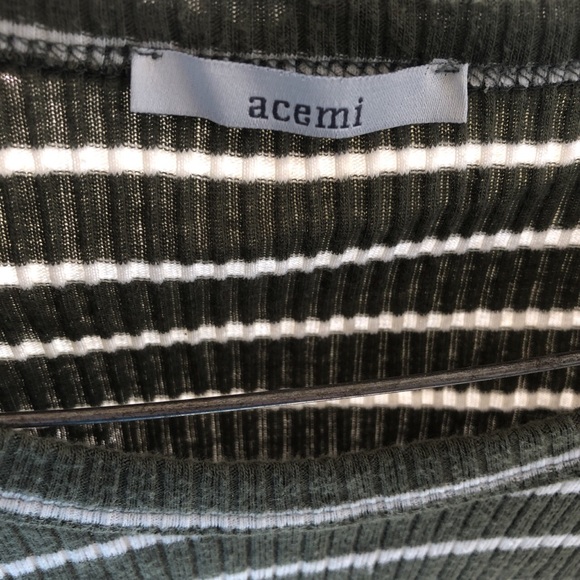 Striped crop top - Picture 2 of 4